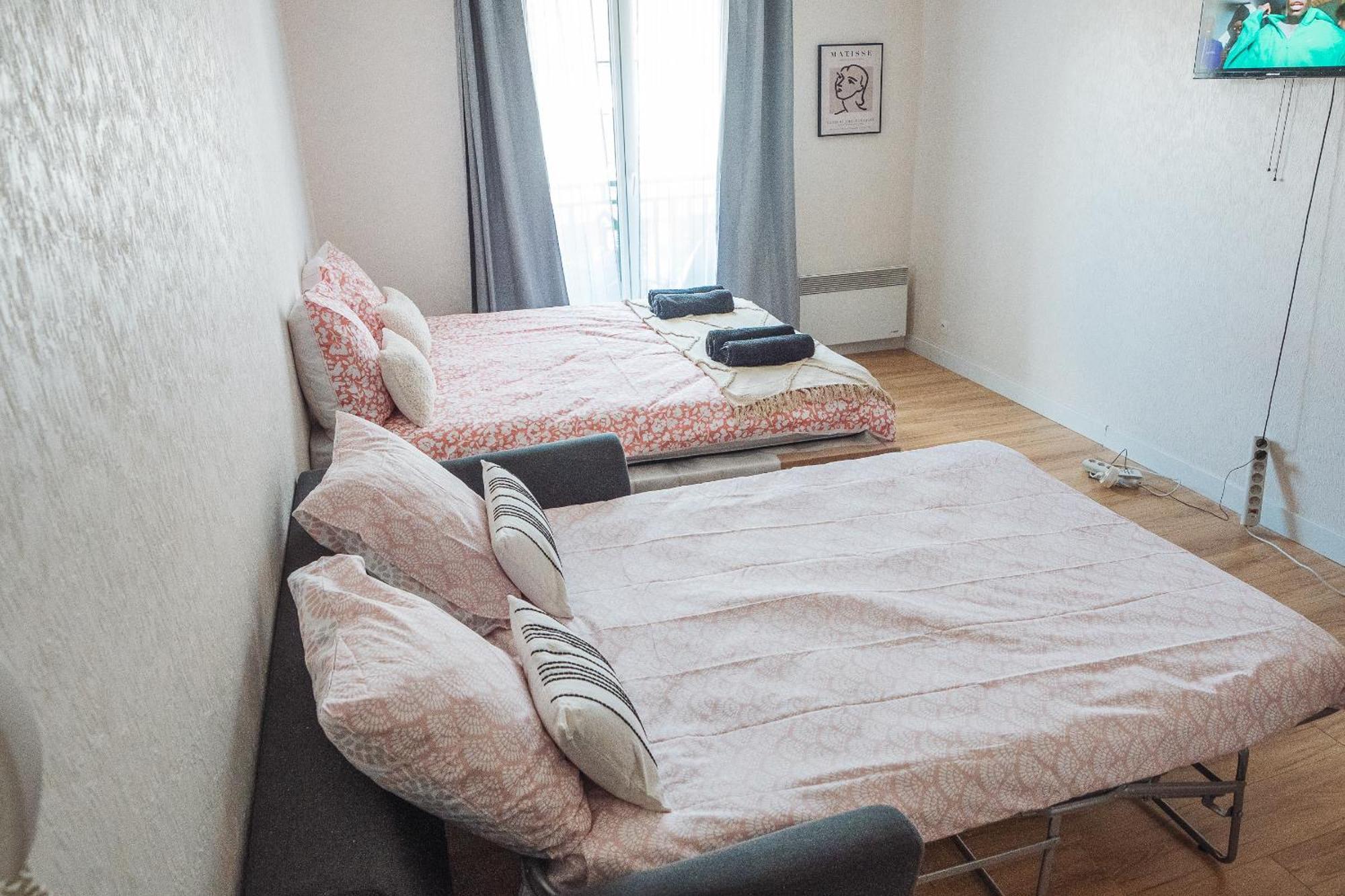 Cosy Studio Entre Paris Et Disneyland Paris Lägenhet Esbly Exteriör bild